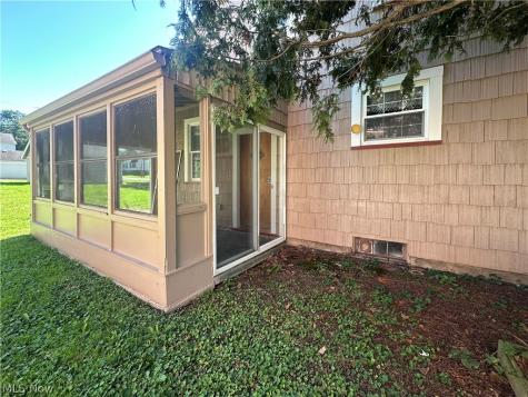 503 Washington Avenue Niles OH 44446