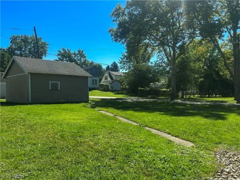503 Washington Avenue Niles OH 44446