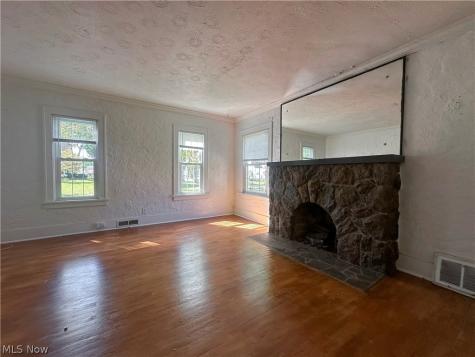 503 Washington Avenue Niles OH 44446