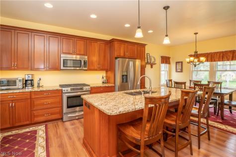 3907 Harvard Avenue NW Canton OH 44709