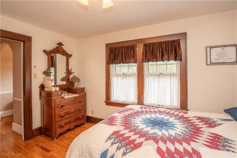 3907 Harvard Avenue NW Canton OH 44709