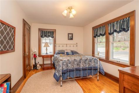 3907 Harvard Avenue NW Canton OH 44709