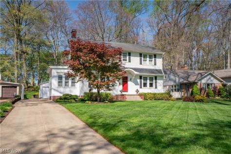 3907 Harvard Avenue NW Canton OH 44709