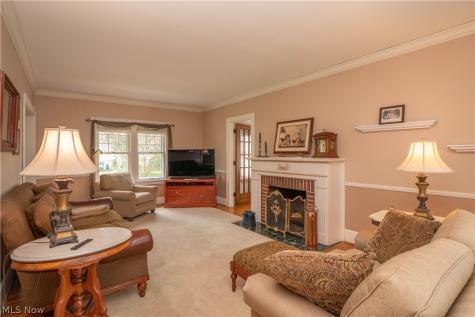 3907 Harvard Avenue NW Canton OH 44709