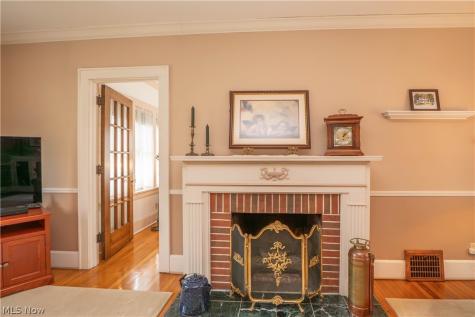 3907 Harvard Avenue NW Canton OH 44709