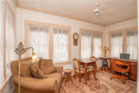 3907 Harvard Avenue NW Canton OH 44709
