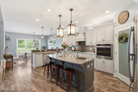 3753 Cain Street NW North Canton OH 44720