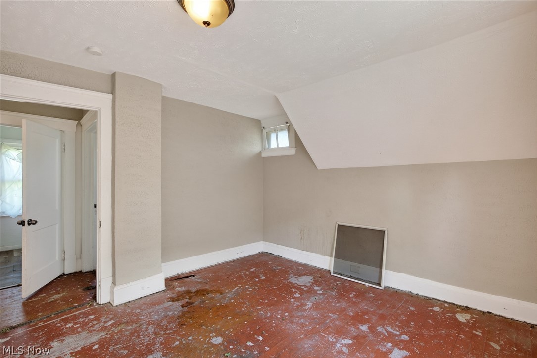 4134 E 142nd Street Cleveland OH 44128