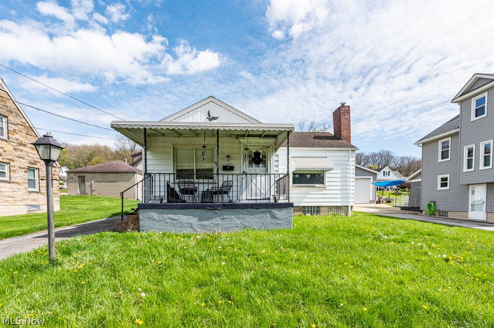 436 W Wood Street Lowellville OH 44436