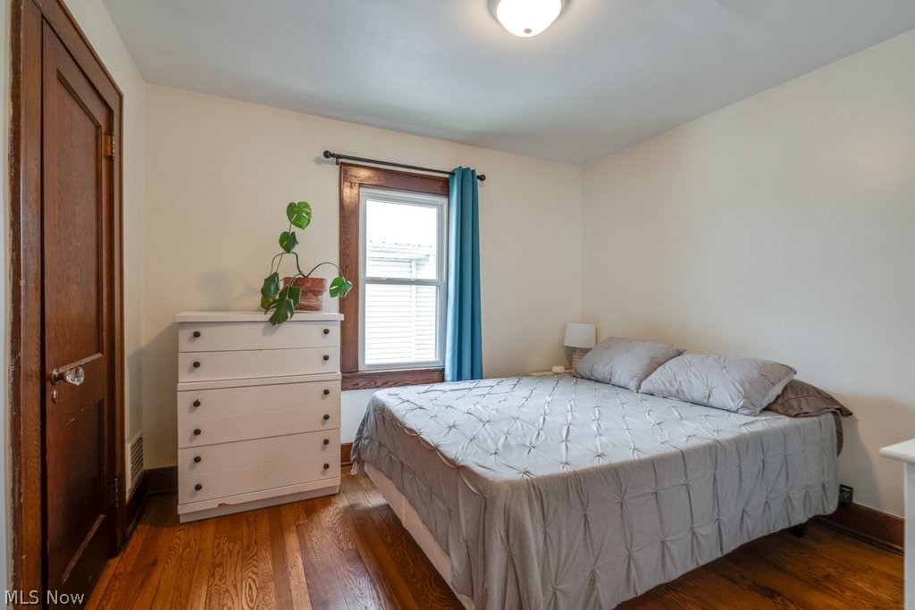 54 S School Street Millersburg OH 44654
