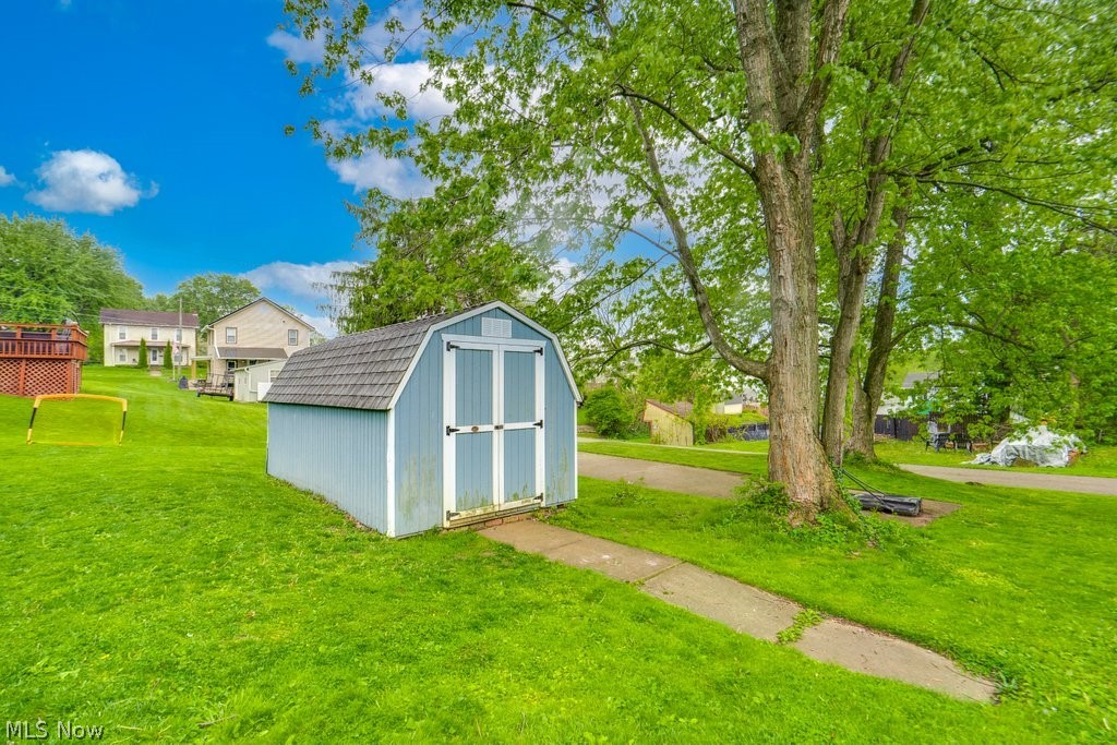 54 S School Street Millersburg OH 44654