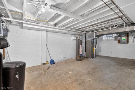 327 32nd Street NW Canton OH 44709