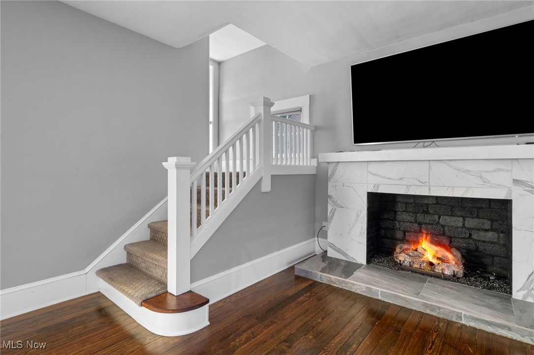 2239 Woodward Avenue Lakewood OH 44107