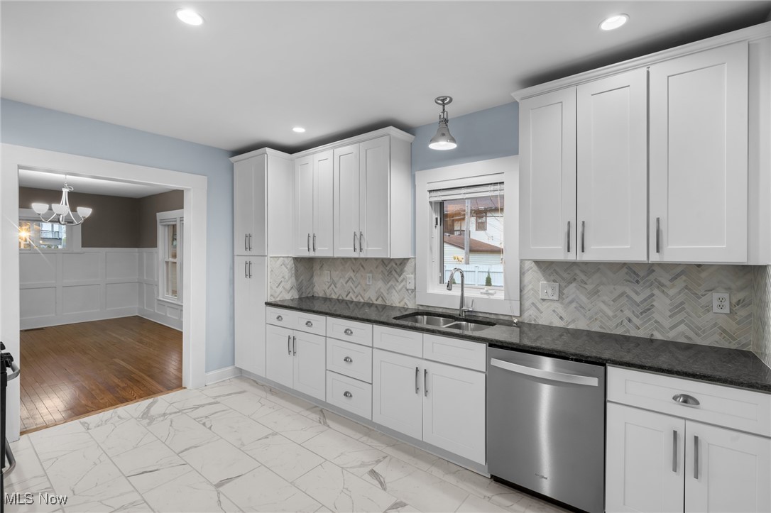 2239 Woodward Avenue Lakewood OH 44107