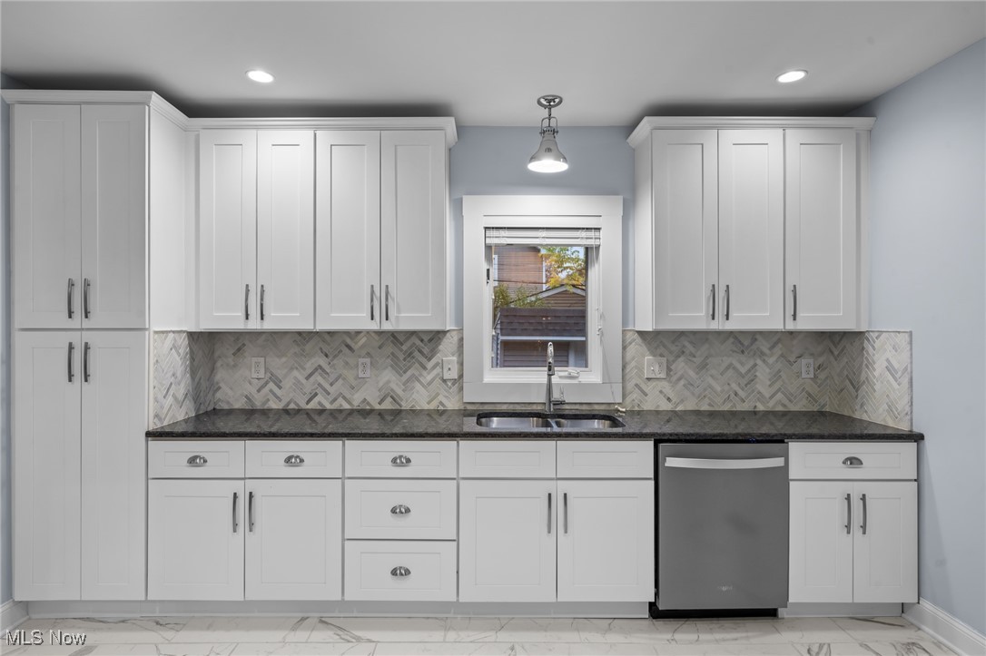 2239 Woodward Avenue Lakewood OH 44107