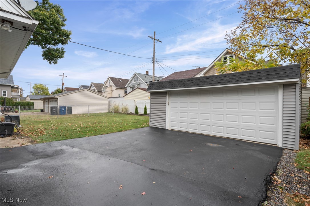2239 Woodward Avenue Lakewood OH 44107