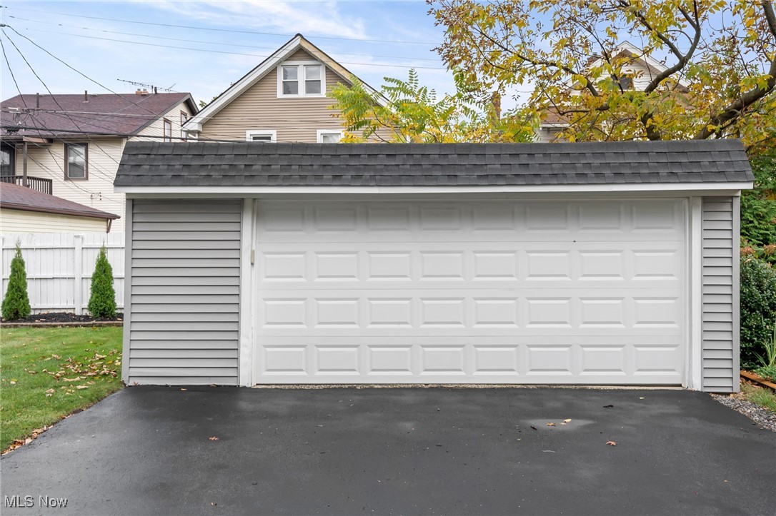 2239 Woodward Avenue Lakewood OH 44107