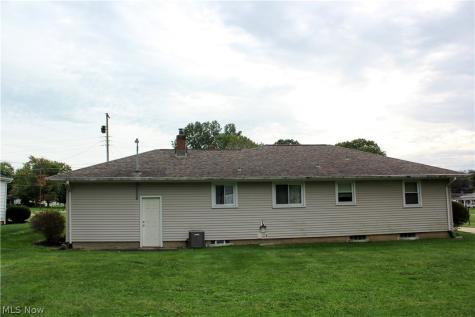 1660 Sequoya Drive Youngstown OH 44514