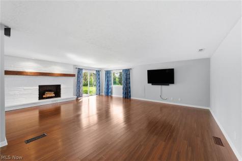 7819 Glenn Allen Drive Sagamore Hills OH 44067