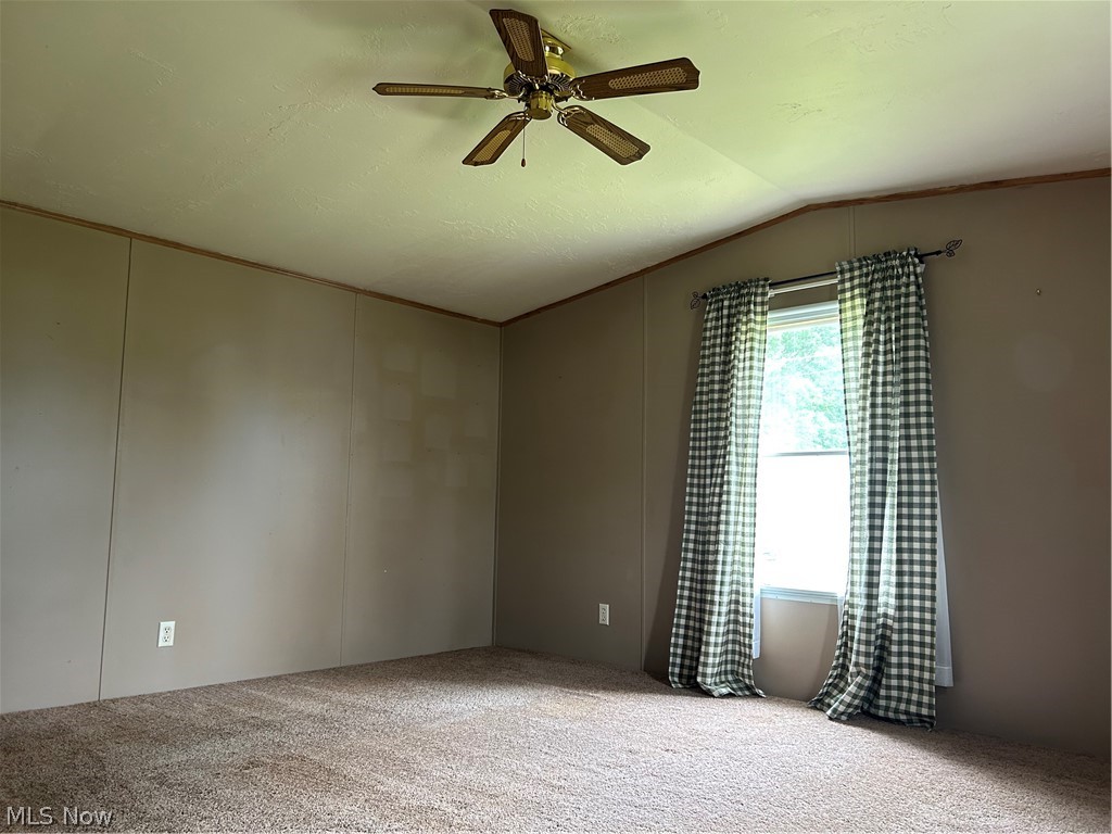 39 N Canal Street Frazeysburg OH 43822