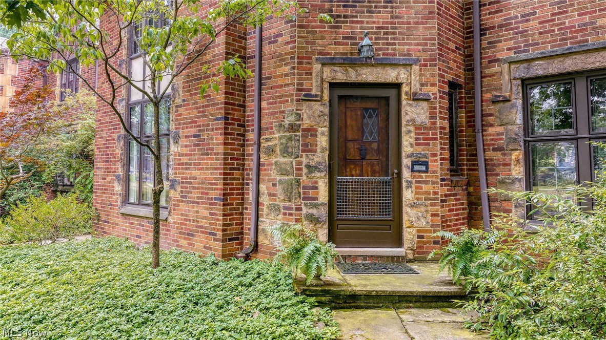 2958 Washington Boulevard Cleveland Heights OH 44118