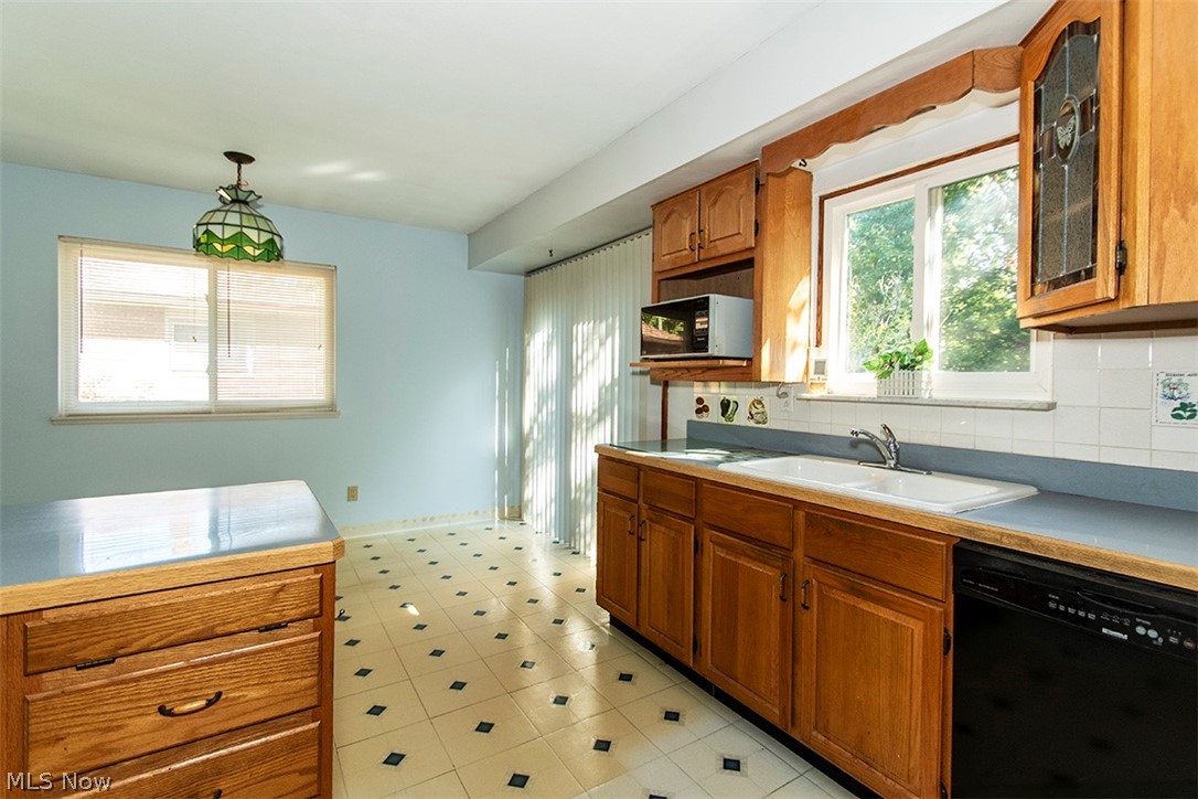 4369 Fairway Drive Cleveland OH 44135