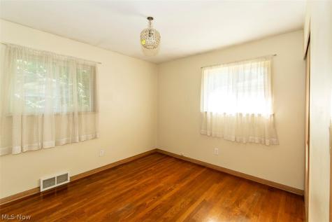 4369 Fairway Drive Cleveland OH 44135