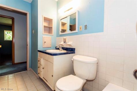 4369 Fairway Drive Cleveland OH 44135