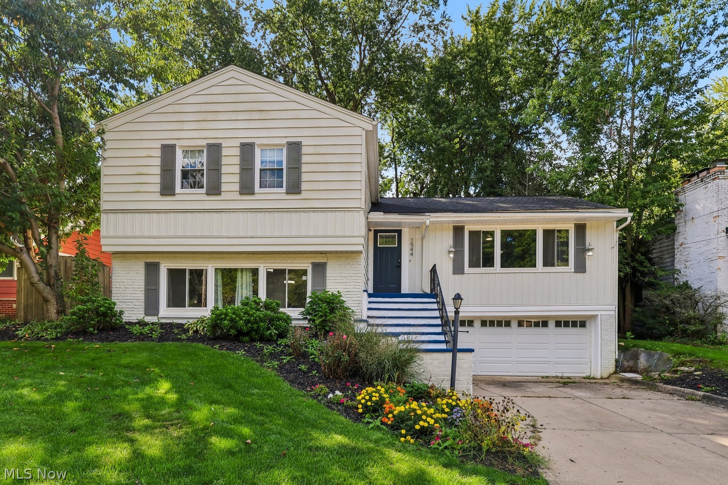 1544 Kingsley Avenue Akron OH 44313