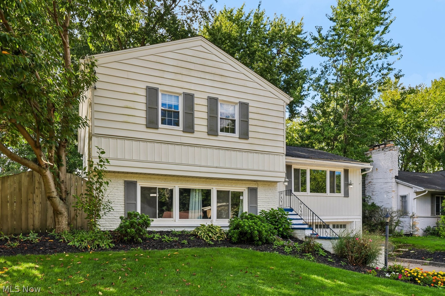 1544 Kingsley Avenue Akron OH 44313