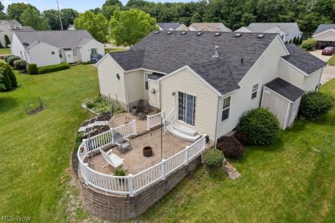 6514 Candlestick Avenue NE Canton OH 44721