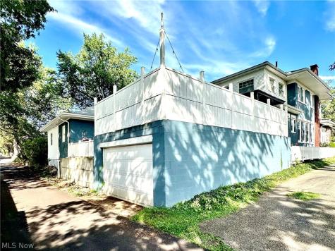 1539 Harvard Avenue NW Canton OH 44703