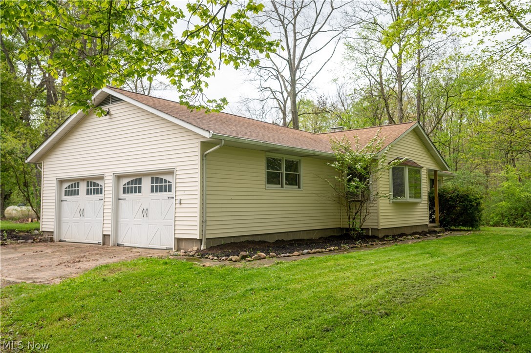 18889 Riverview Drive Chagrin Falls OH 44023