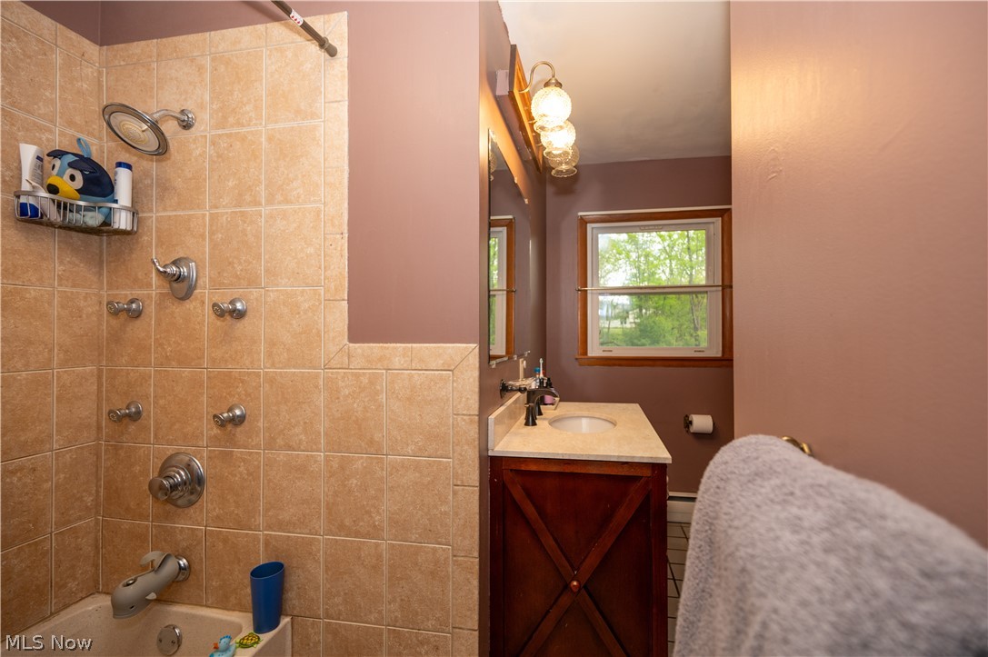 18889 Riverview Drive Chagrin Falls OH 44023