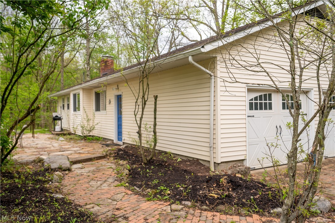 18889 Riverview Drive Chagrin Falls OH 44023