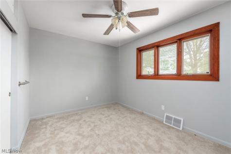 15654 Rademaker Drive Brook Park OH 44142