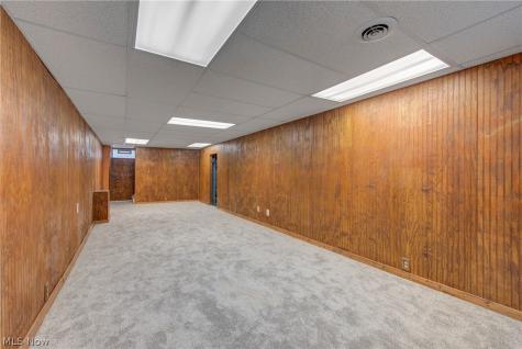 15654 Rademaker Drive Brook Park OH 44142
