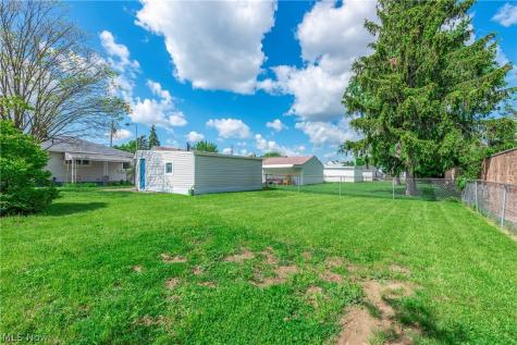 15654 Rademaker Drive Brook Park OH 44142