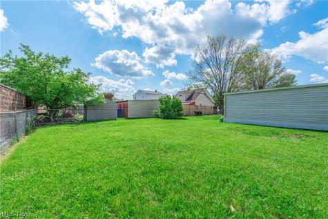 15654 Rademaker Drive Brook Park OH 44142
