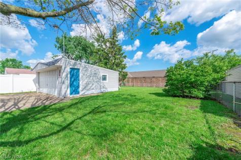 15654 Rademaker Drive Brook Park OH 44142