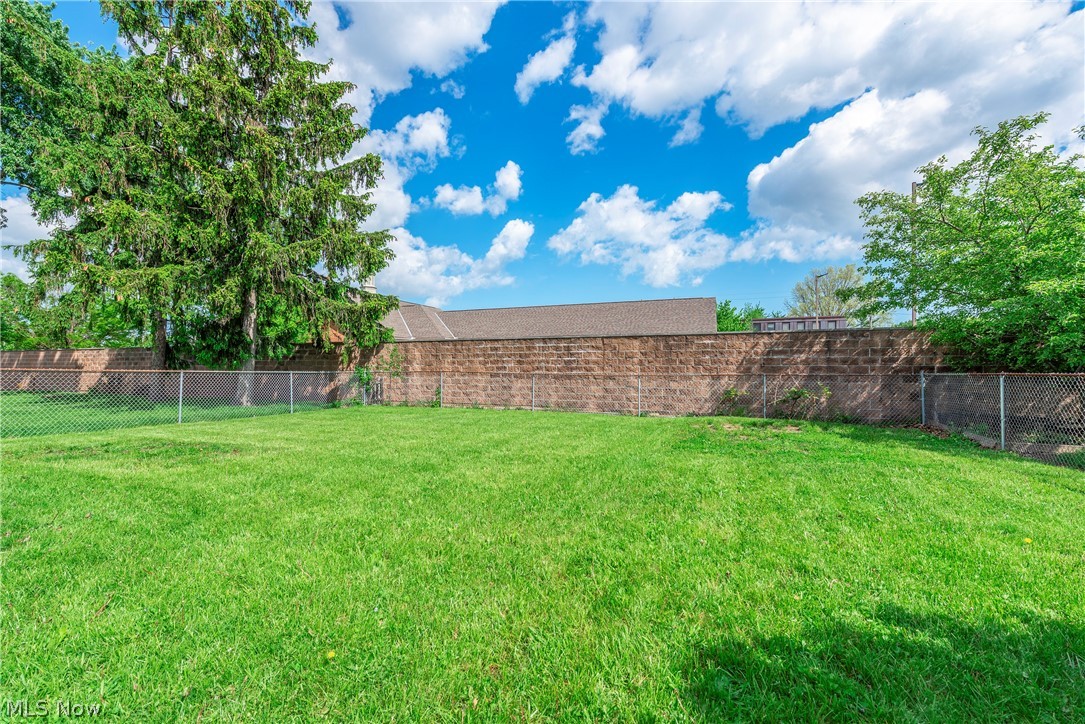 15654 Rademaker Drive Brook Park OH 44142