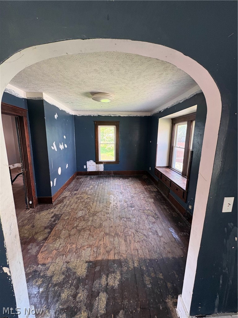 823 W 17th Street Lorain OH 44052