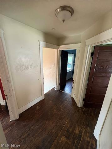 823 W 17th Street Lorain OH 44052