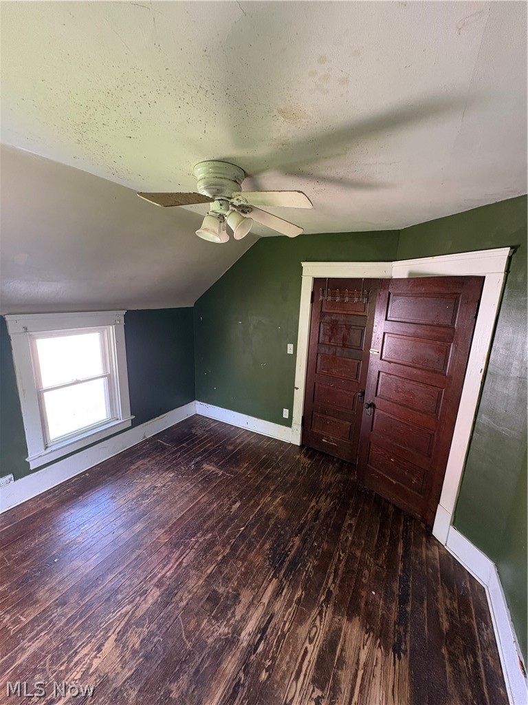823 W 17th Street Lorain OH 44052