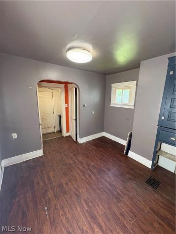 823 W 17th Street Lorain OH 44052