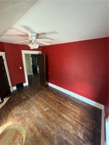 823 W 17th Street Lorain OH 44052