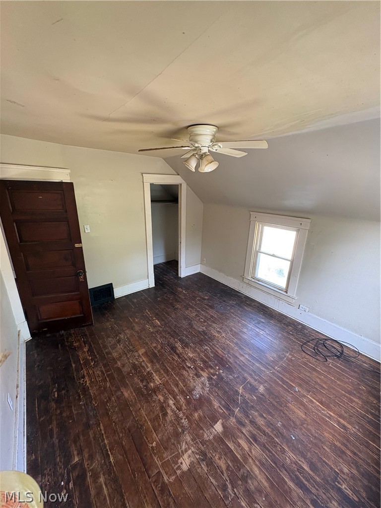 823 W 17th Street Lorain OH 44052