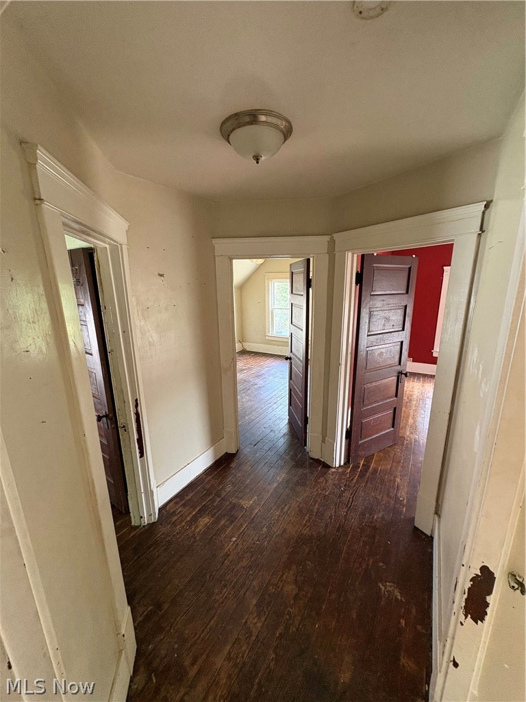 823 W 17th Street Lorain OH 44052