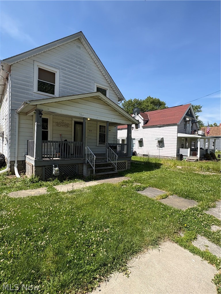 823 W 17th Street Lorain OH 44052