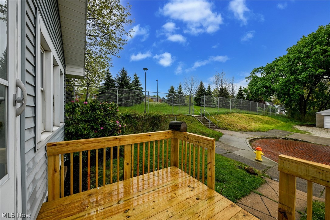 1465 Laffer Avenue Akron OH 44305